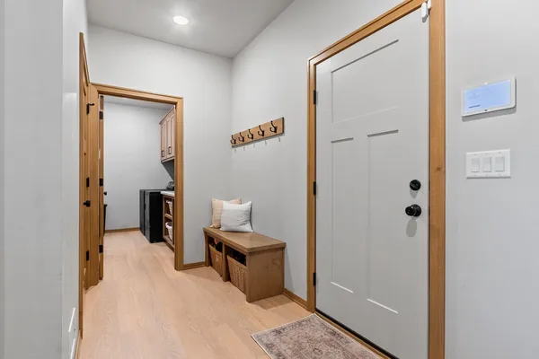 $799,900 | 532 Royal Saint Pats Drive, Wrightstown, WI 54180