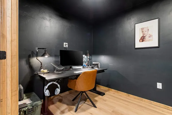 $799,900 | 532 Royal Saint Pats Drive, Wrightstown, WI 54180