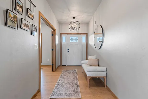 $799,900 | 532 Royal Saint Pats Drive, Wrightstown, WI 54180