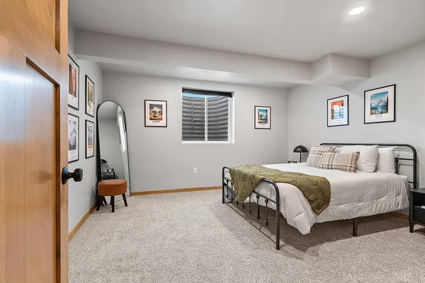 $799,900 | 532 Royal Saint Pats Drive, Wrightstown, WI 54180