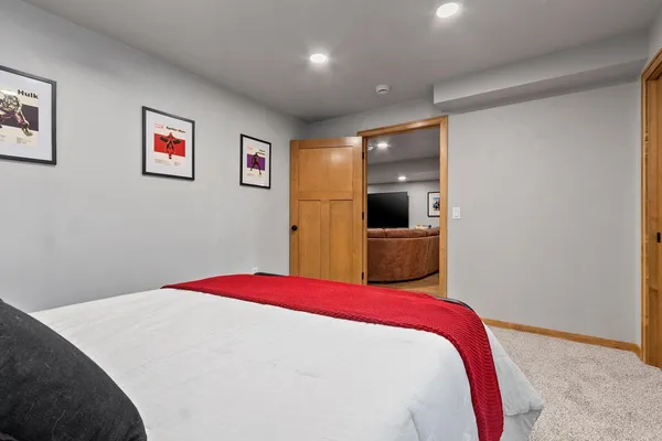 $799,900 | 532 Royal Saint Pats Drive, Wrightstown, WI 54180