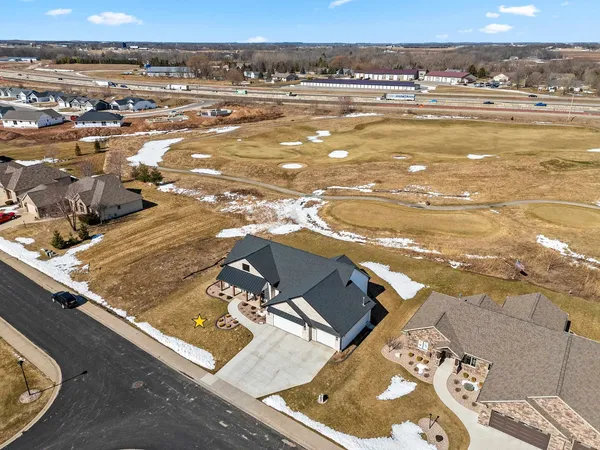 $799,900 | 532 Royal Saint Pats Drive, Wrightstown, WI 54180