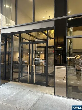 $3,100 | 316 Prospect Avenue, Unit 5C, Hackensack, NJ 07601