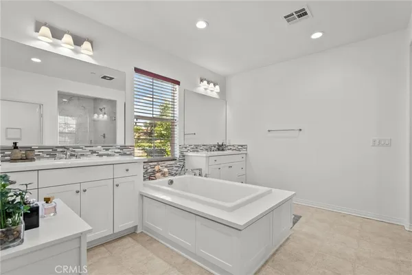 $1,150,000 | 27624 Solana Way, Saugus, CA 91350