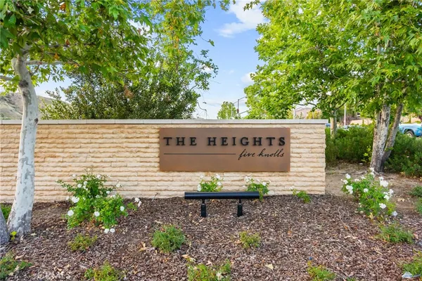 $1,150,000 | 27624 Solana Way, Saugus, CA 91350