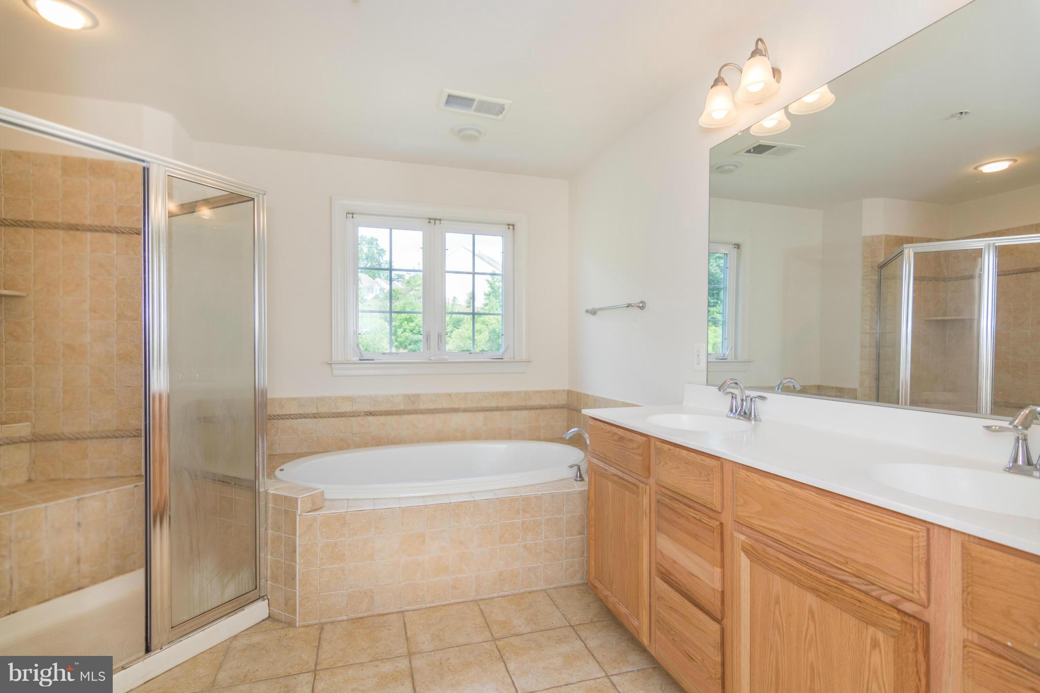 1548 Rutland Way Hanover, MD 21076 - Photo 13 of 24 Bath (Master)