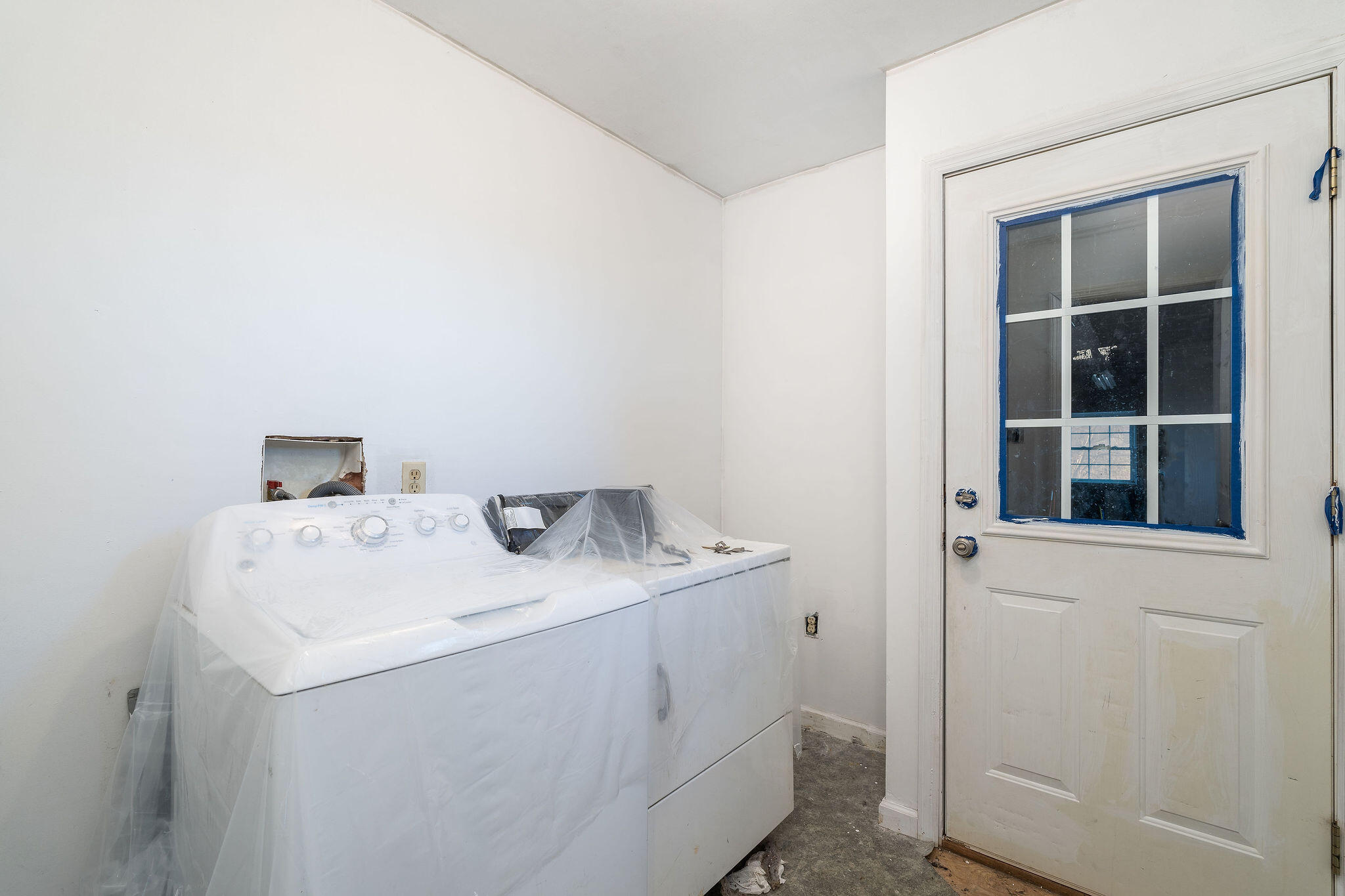 295 Cobb Road Surgoinsville, TN 37873 - Photo 14 of 20 DSC08560-Edit