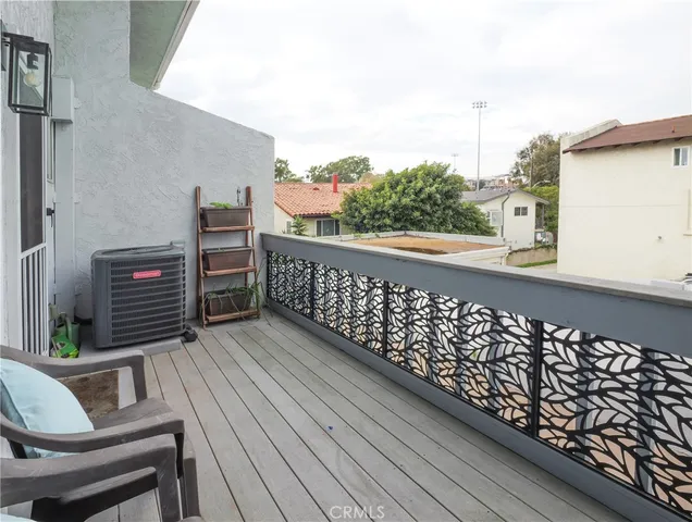 $4,500 | 239 North Juanita Avenue, Unit E, Redondo Beach, CA 90277