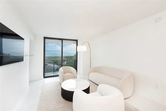$945,000 | 301 Altara Avenue, Unit 619, Coral Gables, FL 33146