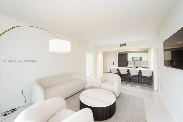 $945,000 | 301 Altara Avenue, Unit 619, Coral Gables, FL 33146