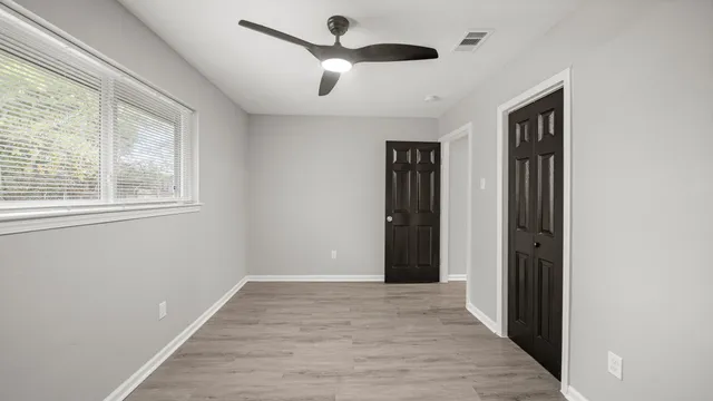 $1,749 | 11330 Murr Way, Houston, TX 77048