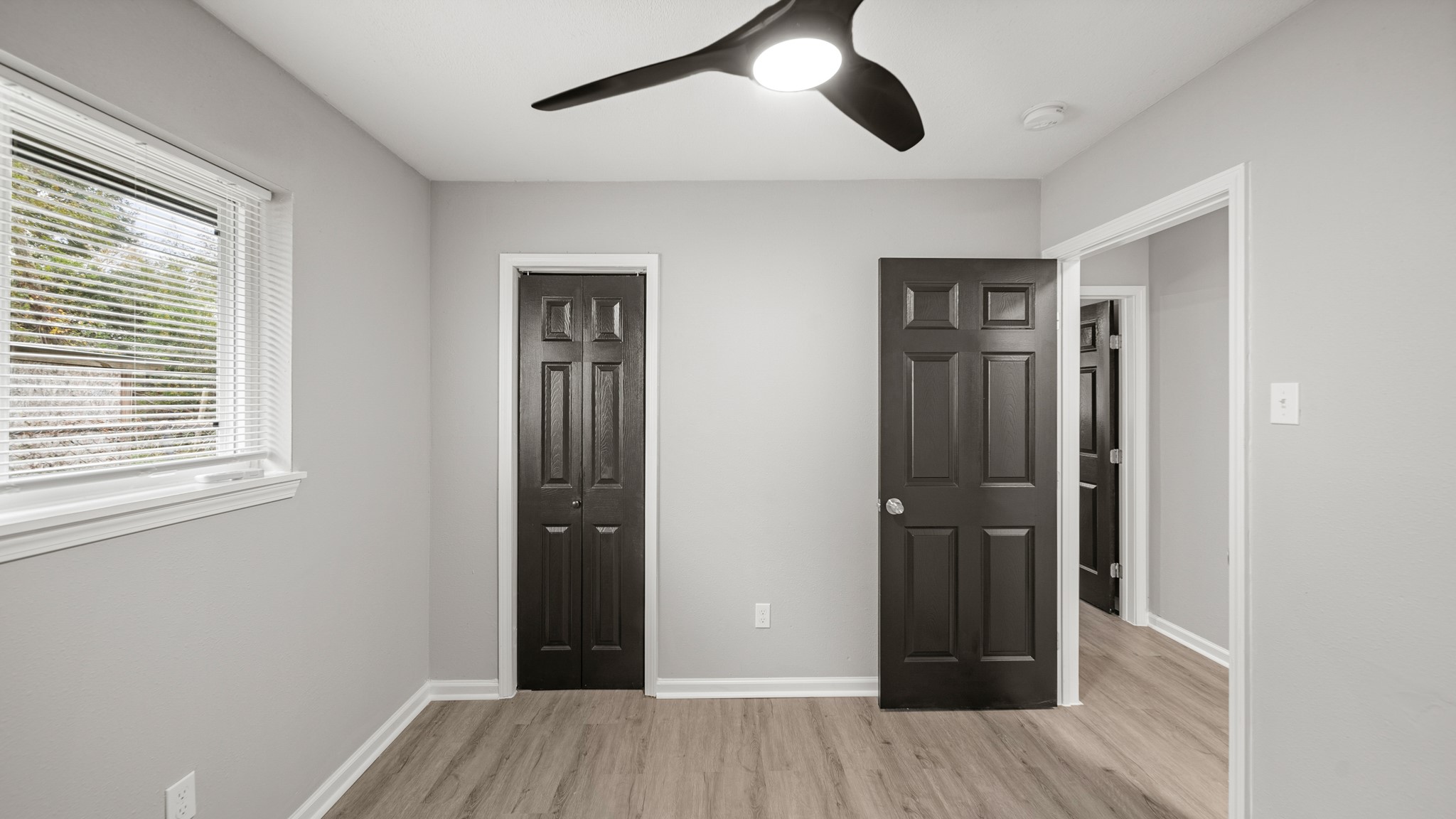 11330 Murr Way Houston, TX 77048 - Photo 17 of 26