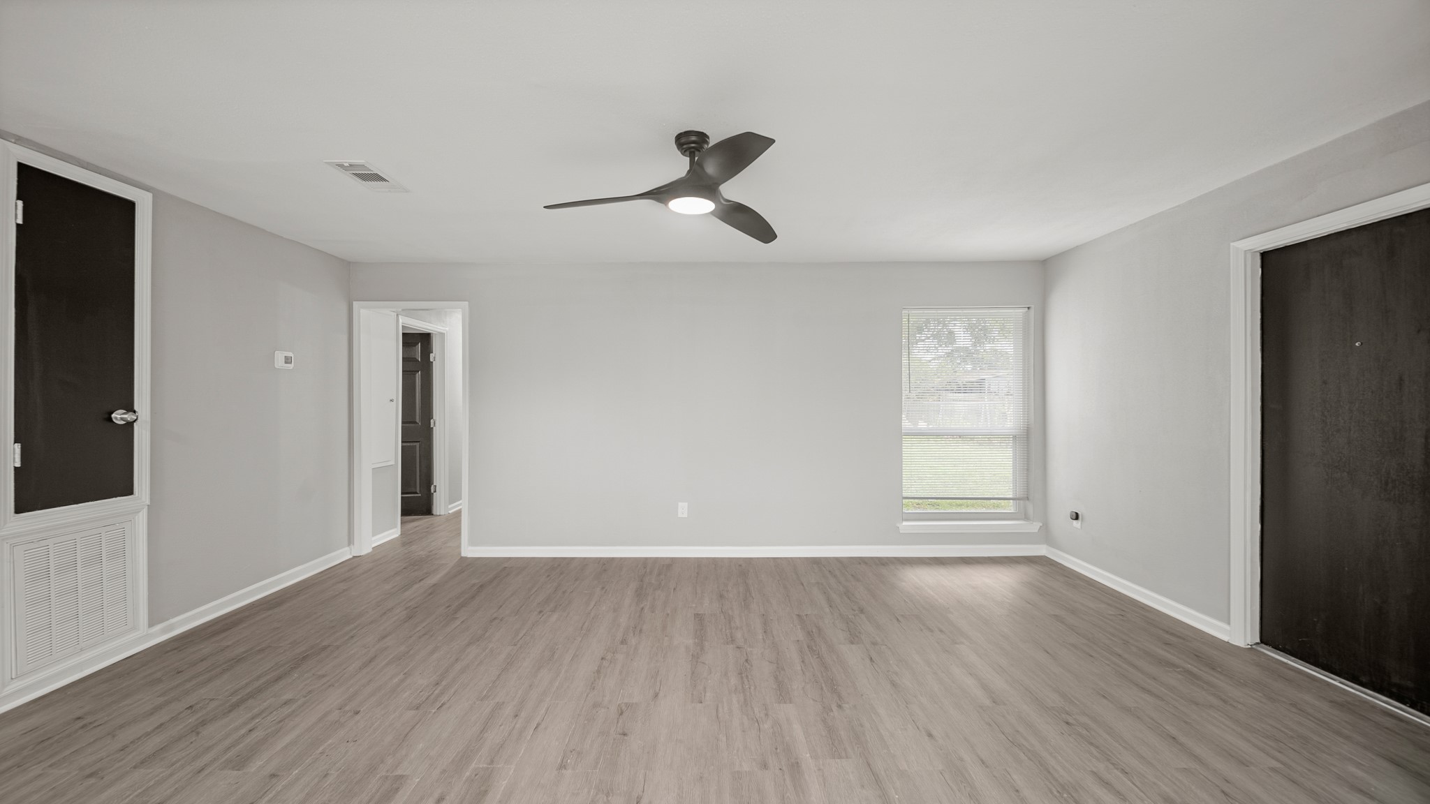 11330 Murr Way Houston, TX 77048 - Photo 5 of 26