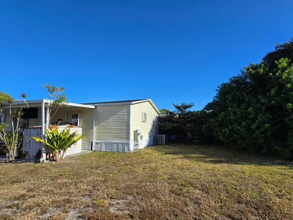 $284,900 | 22890 Neptune Road, Boca Raton, FL 33428