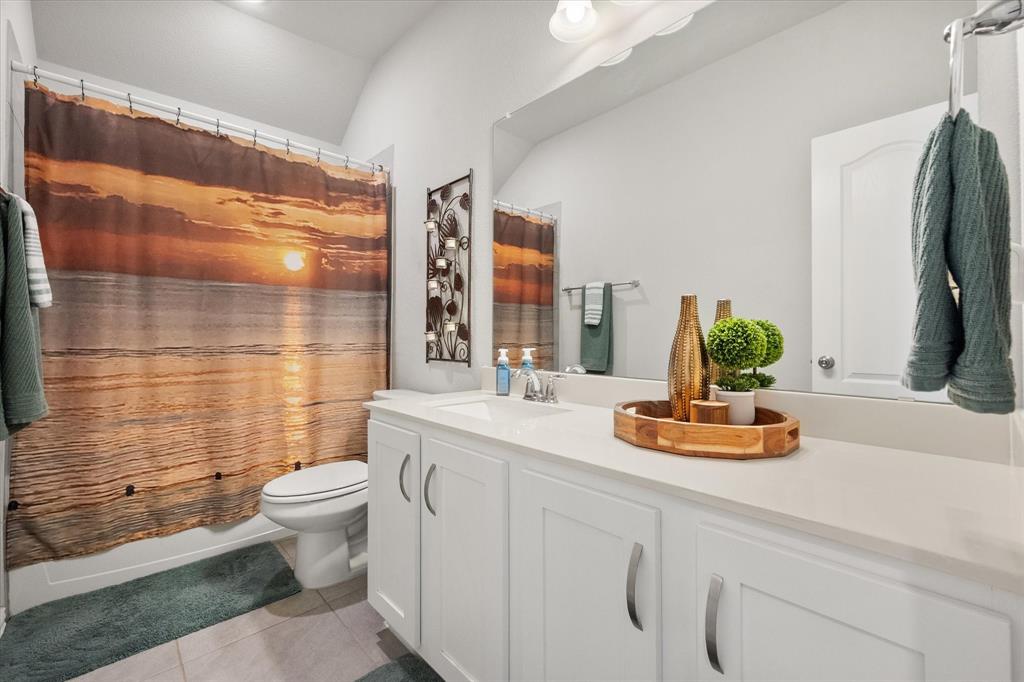 444 Windy Knoll Road Fort Worth, TX 76028 - Photo 27 of 32 Bathroom 3 Upstairs
