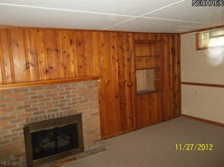 5630 Dailey Road Akron, OH 44319 - Photo 22 of 25 Family Room