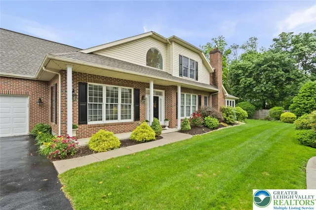 $649,500 | 4741 Pinehurst Circle, Center Valley, PA 18034