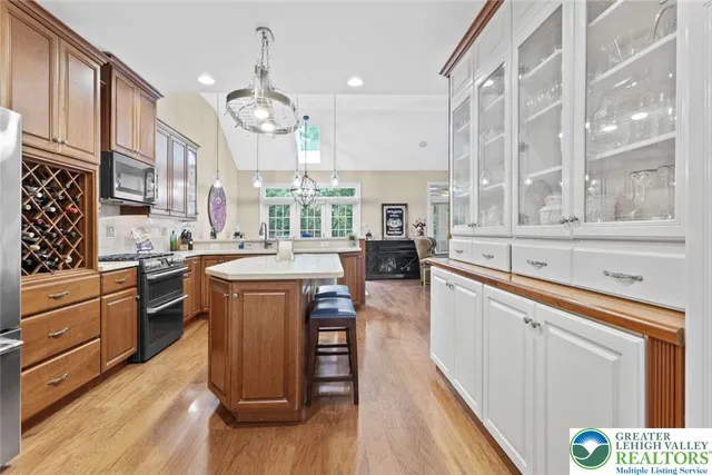 $649,500 | 4741 Pinehurst Circle, Center Valley, PA 18034