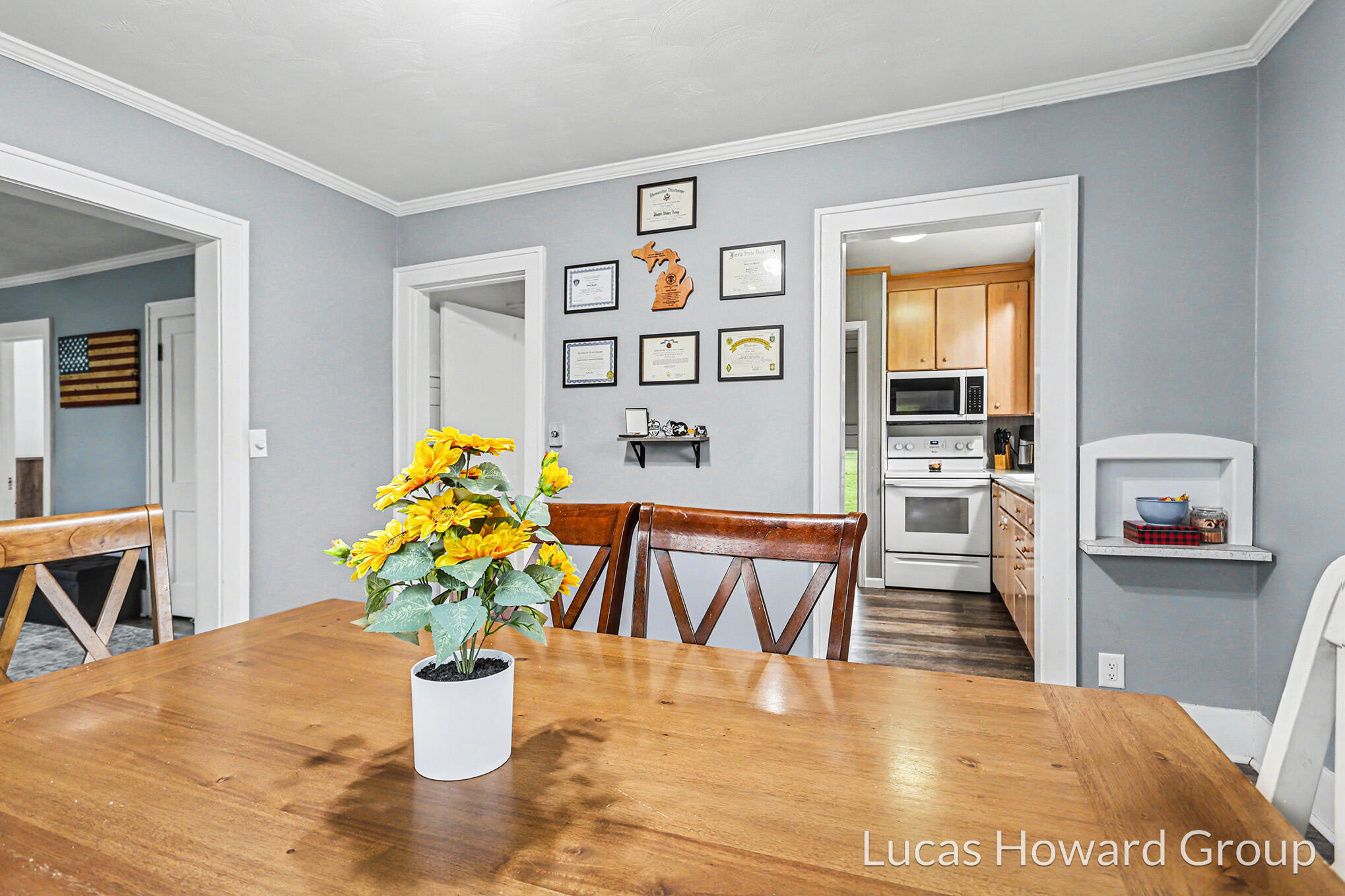 116 North Douglas Avenue Three Rivers, MI 49093 - Photo 8 of 22 11