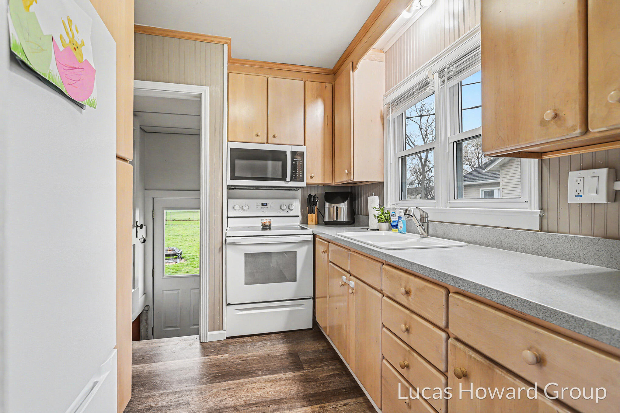 116 North Douglas Avenue Three Rivers, MI 49093 - Photo 10 of 22 13