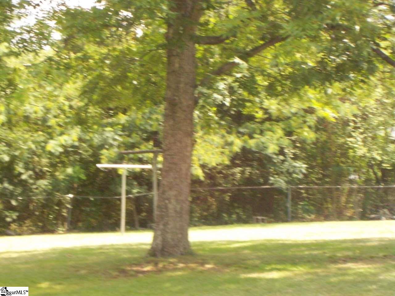 107 South Watson Road Taylors, SC 29687 - Photo 5 of 17 Gallery Image 5