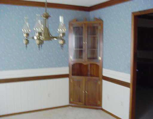 9224 Laurel Hurst Place Fort Wayne, IN 46835 - Photo 3 of 8
