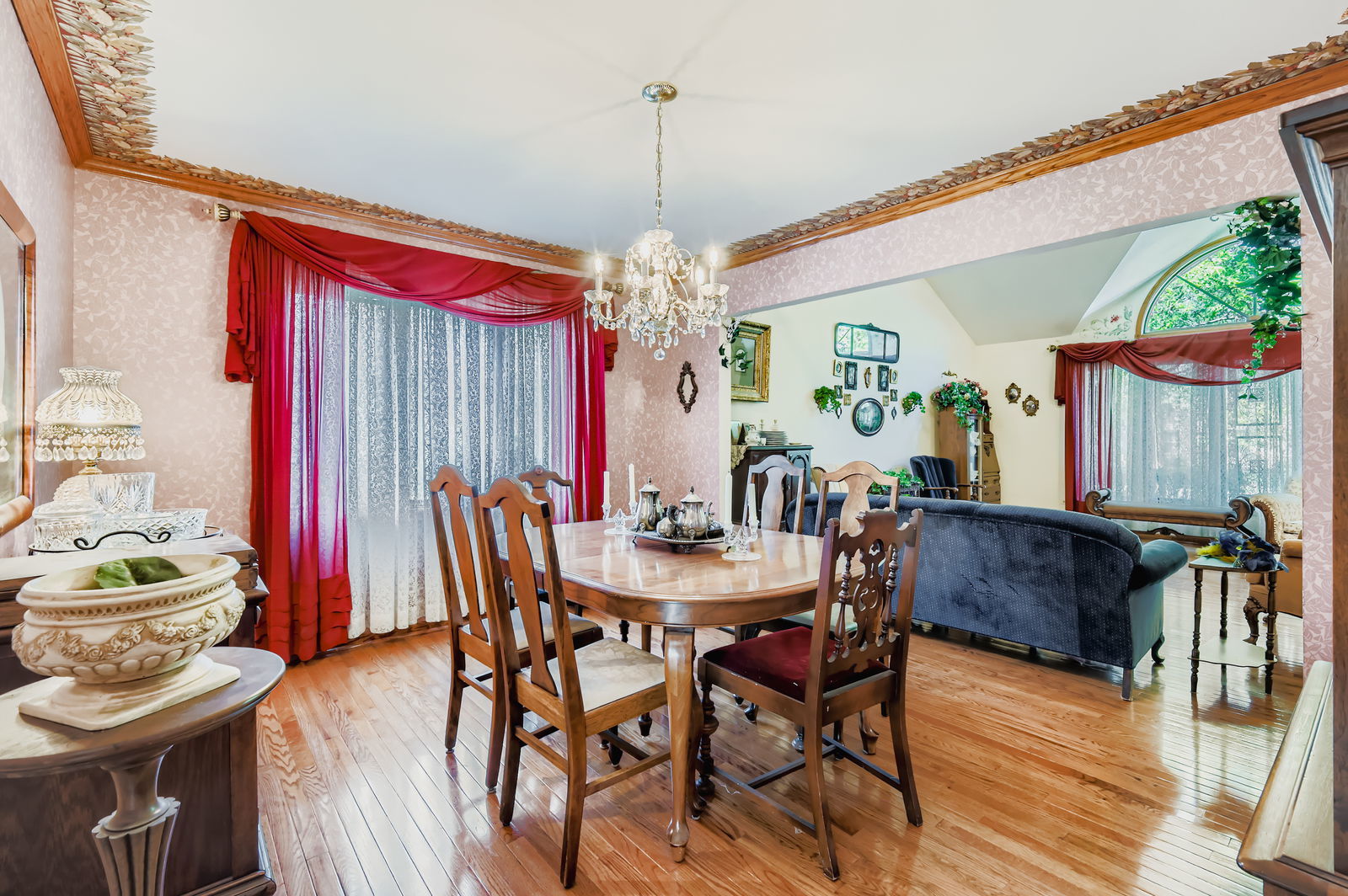 10785 Ashford Avenue Frankfort, IL 60423 - Photo 9 of 42 a dining room with furniture and window
