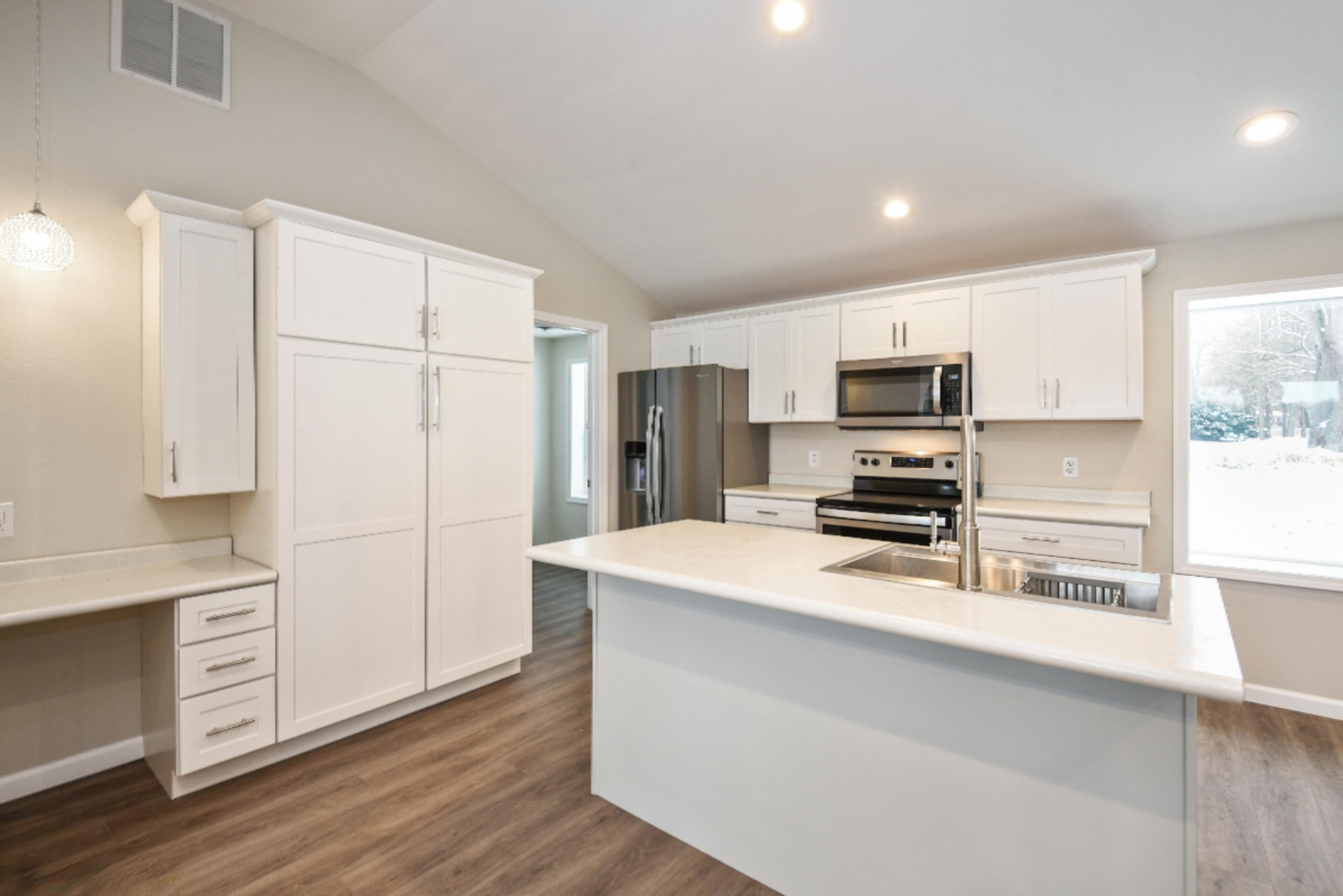 59323 Noah Lake Road Three Rivers, MI 49093 - Photo 5 of 10 07_59323NoahLakeRoad_54_Office_HiRes