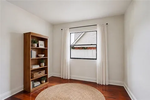 $549,000 | 1 Charlotte Drive, New Orleans, LA 70122