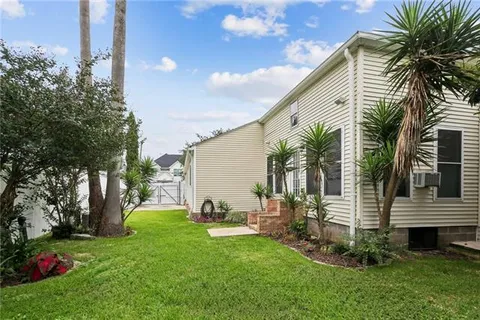 $549,000 | 1 Charlotte Drive, New Orleans, LA 70122