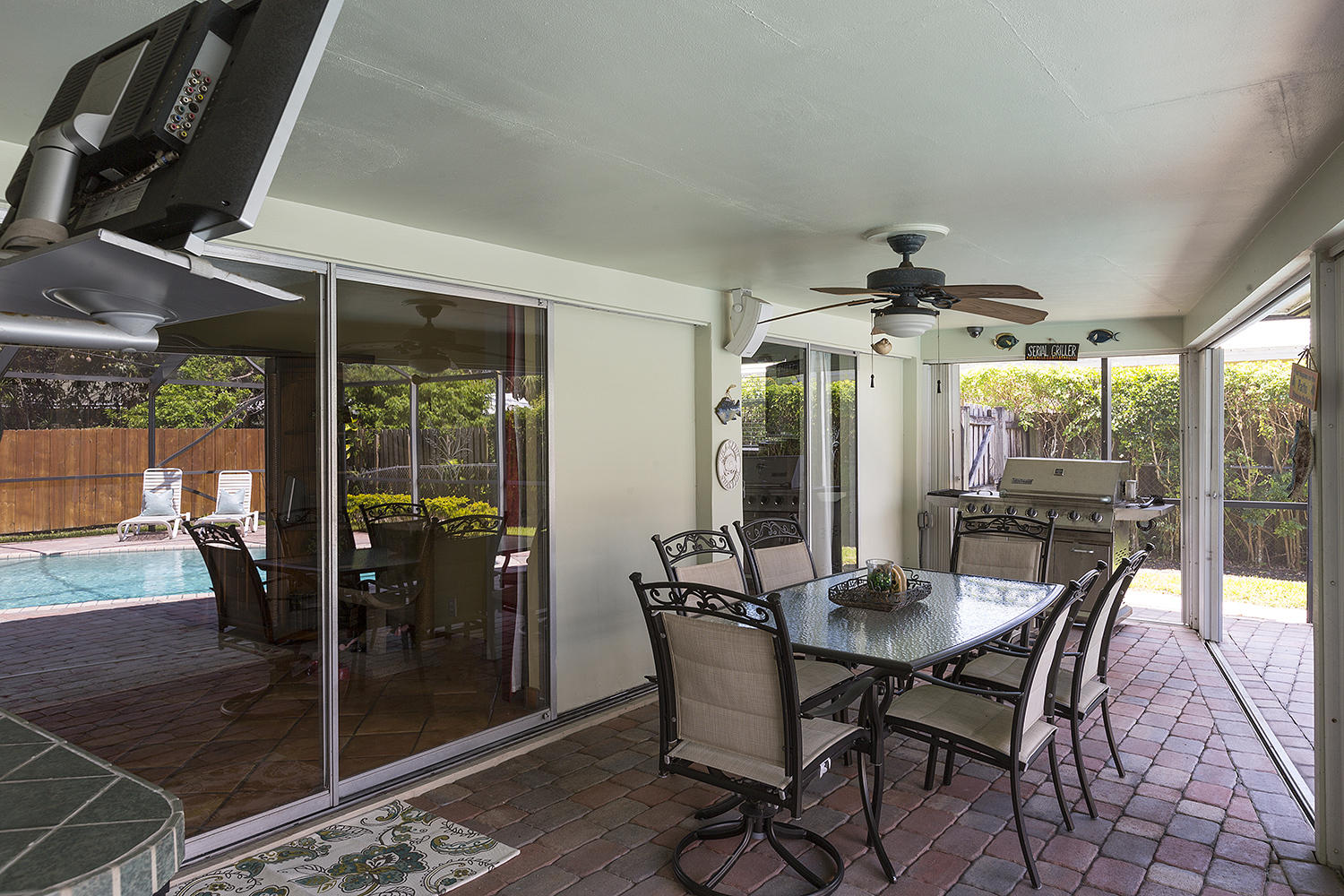 71 Southwest 11th Court Boca Raton, FL 33486 - Photo 20 of 24 20_CoveredPatio_2