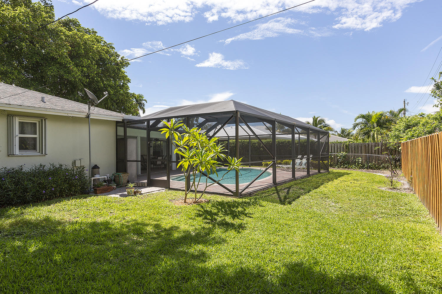 71 Southwest 11th Court Boca Raton, FL 33486 - Photo 21 of 24 21_Backyard1