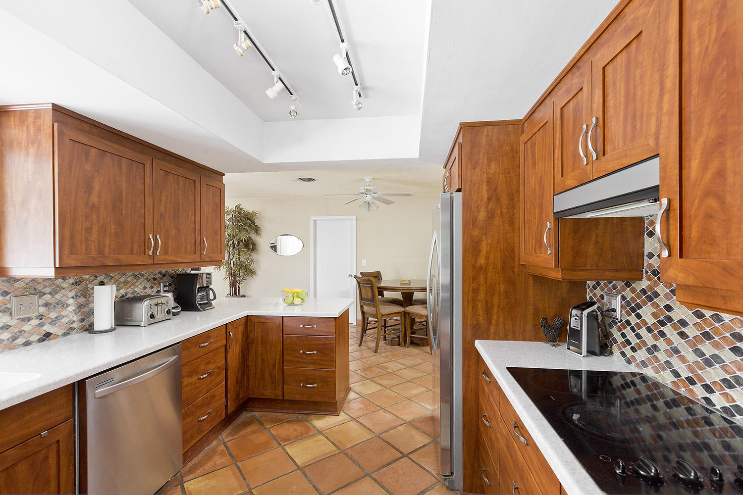 71 Southwest 11th Court Boca Raton, FL 33486 - Photo 8 of 24 08_Kitchen_Dining1