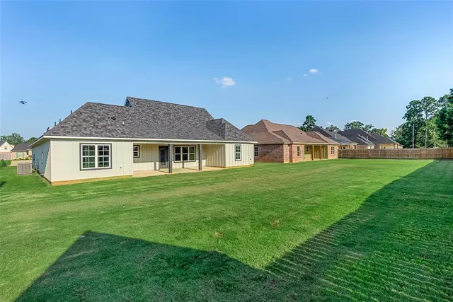 $425,000 | 127 Sitka Loop, Haughton, LA 71037
