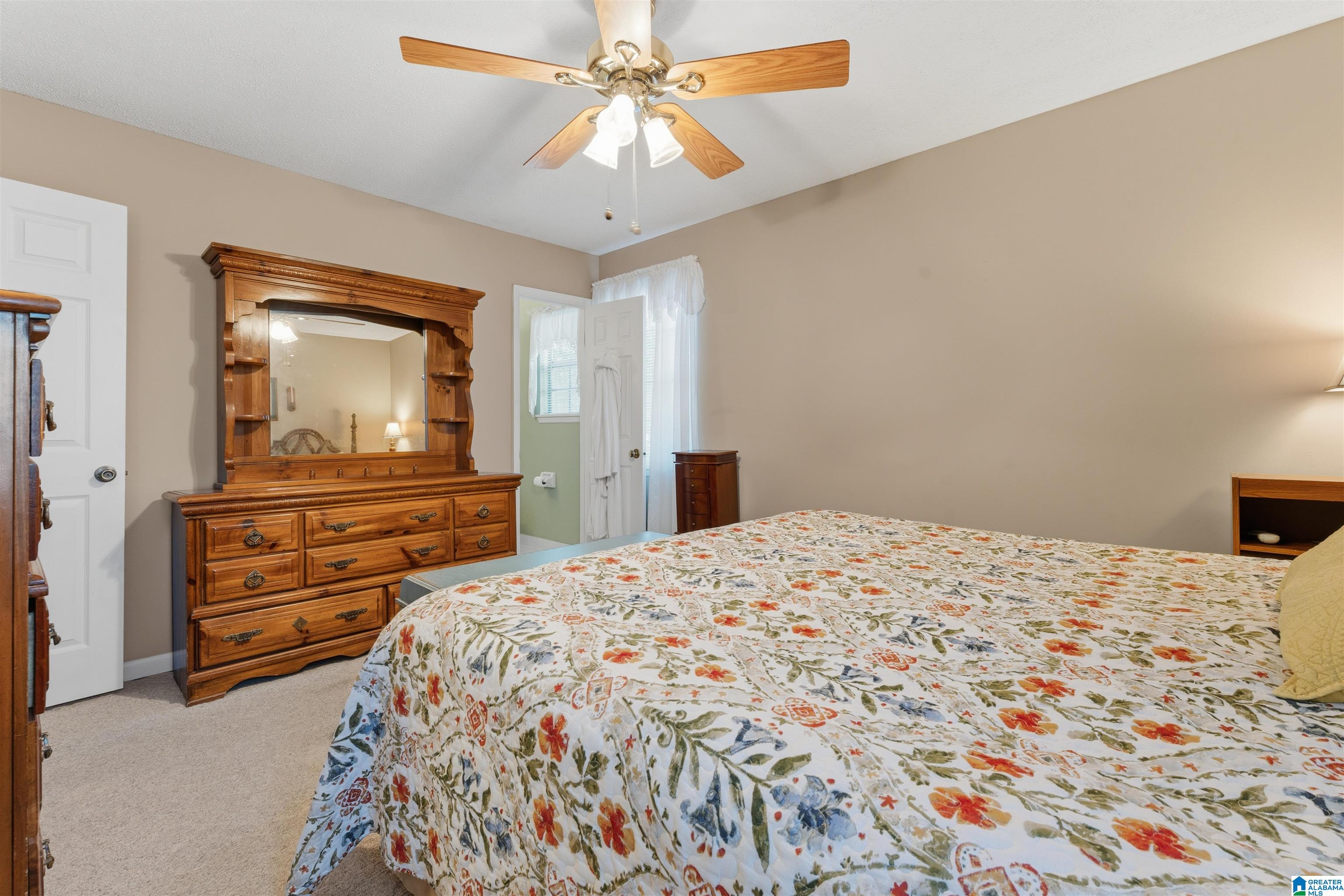 552 Overhill Road Pelham, AL 35124 - Photo 17 of 32