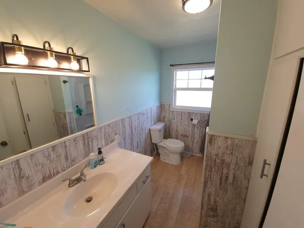 $270,000 | 622 South Caldwell Road, Mayfield, KS 67103