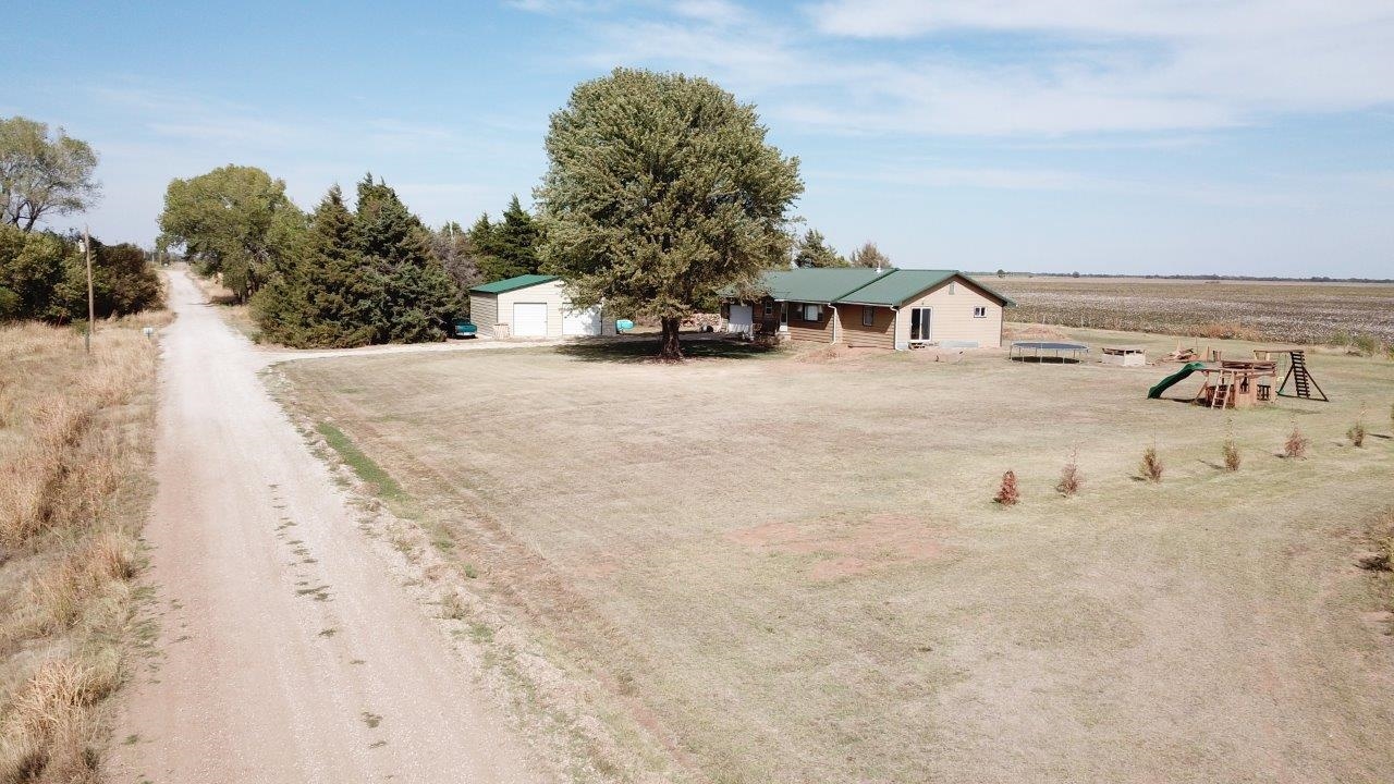 622 South Caldwell Road Mayfield, KS 67103 - Photo 24 of 36
