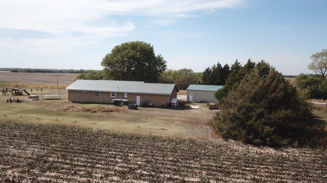 622 South Caldwell Road Mayfield, KS 67103 - Photo 27 of 36