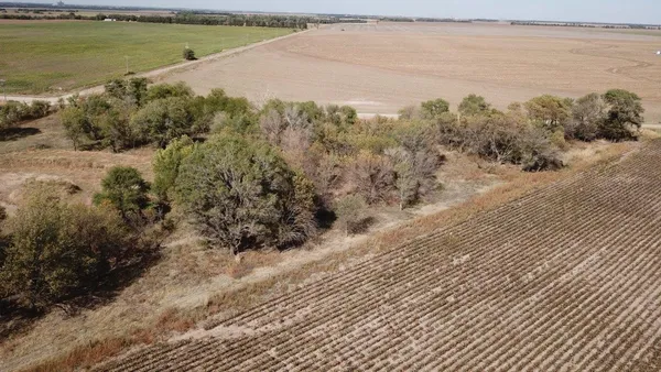 $270,000 | 622 South Caldwell Road, Mayfield, KS 67103