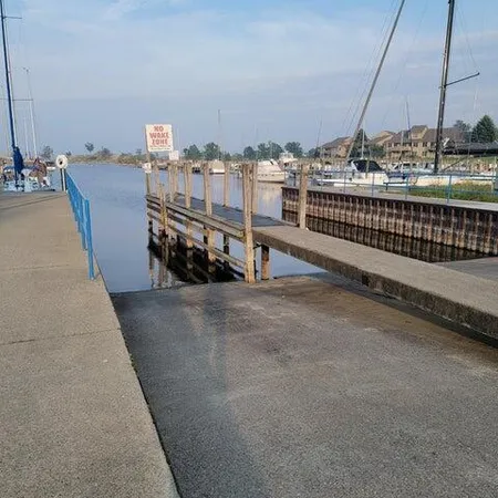 $44,875 | 3429 Fulton Avenue, Unit C32, Muskegon, MI 49441