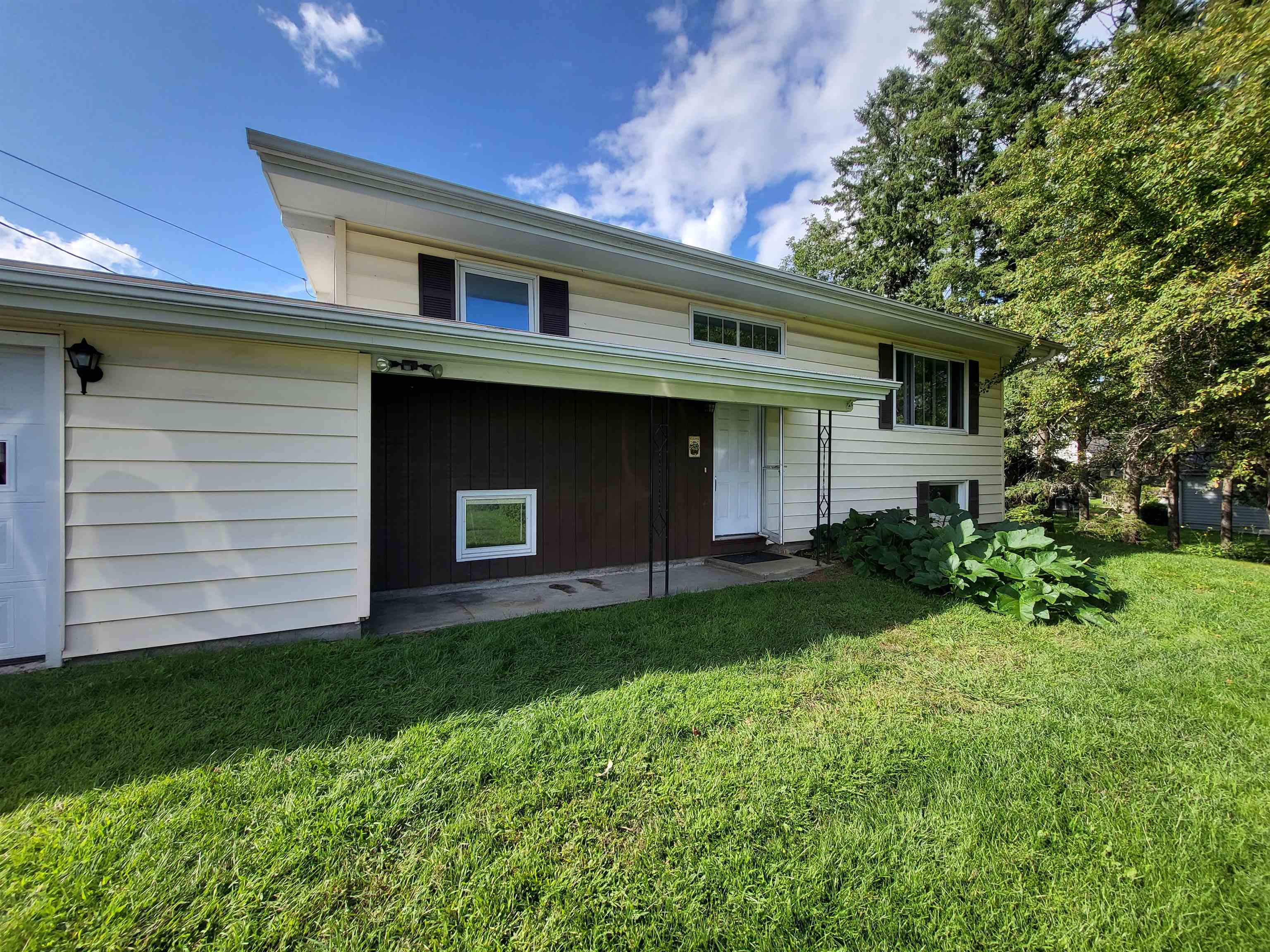 469 Websterville Road Barre Town, VT 05649 - Photo 1 of 18