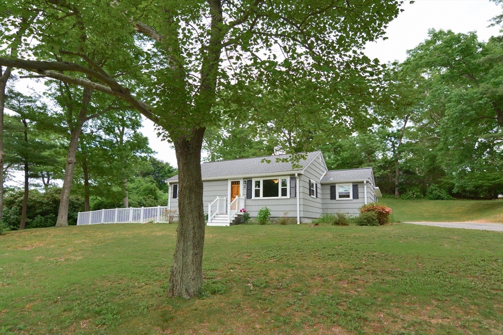 48 Smiths Lane Kingston, MA 02364 - Photo 33 of 38 a front view of house with yard and green space