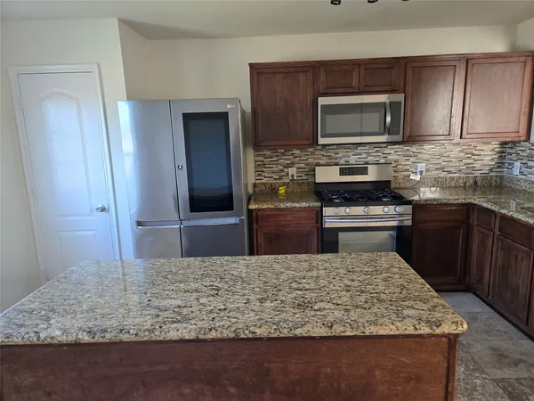 $1,800 | 22014 Orchard Dale Drive, Spring, TX 77389