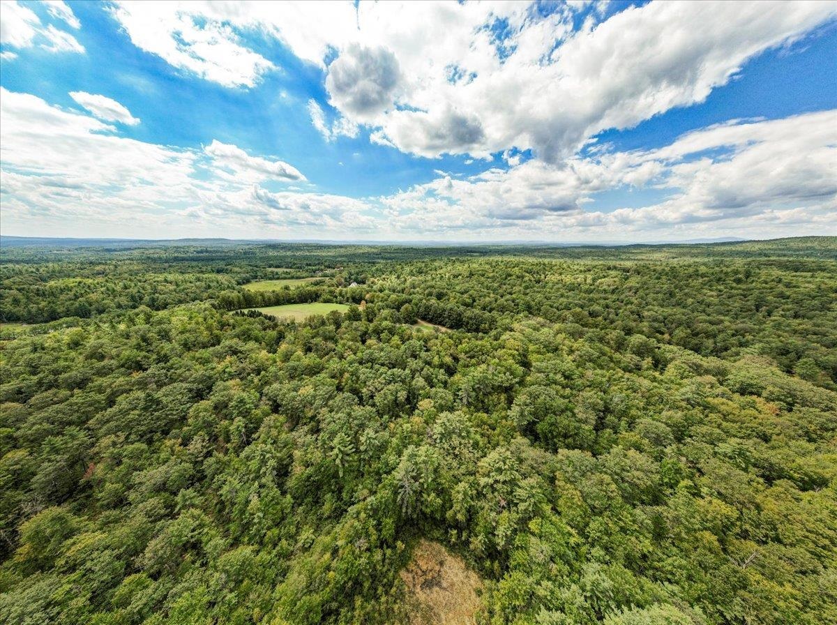 22 Abberton Road Canterbury, NH 03224 - Photo 2 of 31