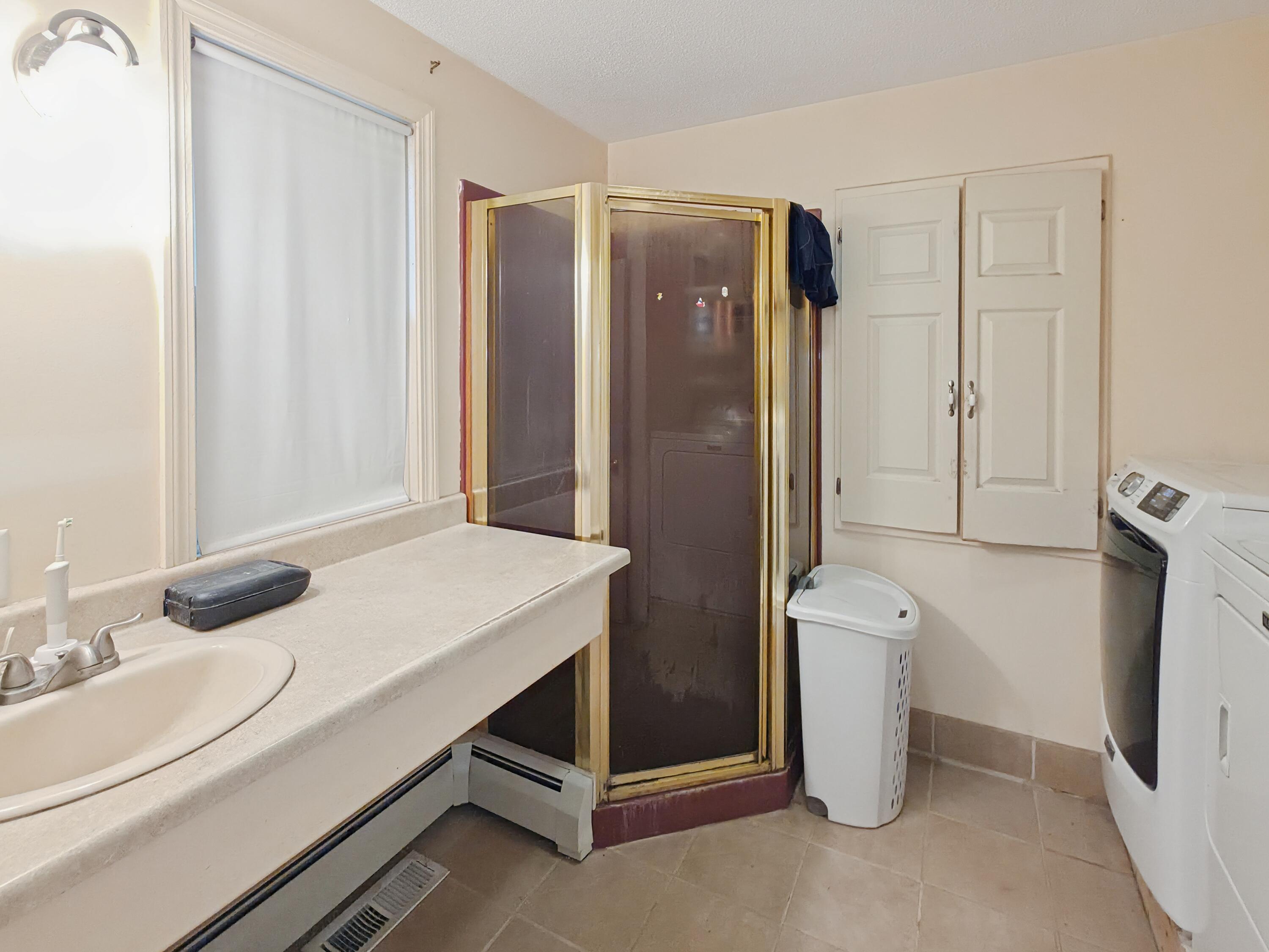 104 Shaw Hill Road Minot, ME 04258 - Photo 11 of 24 Bathroom