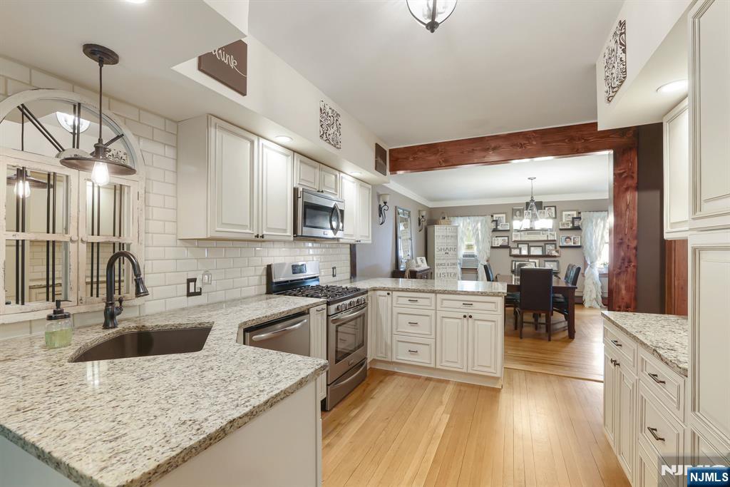 26 Maple Road Ringwood, NJ 07456 - Photo 11 of 36
