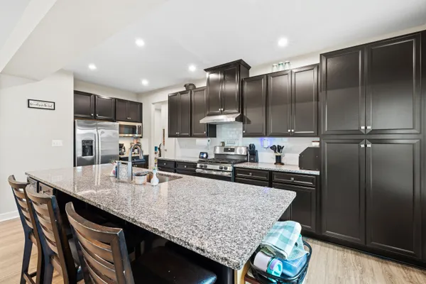 $569,900 | 10166 Oak Cir Lane, McGaheysville, VA 22840