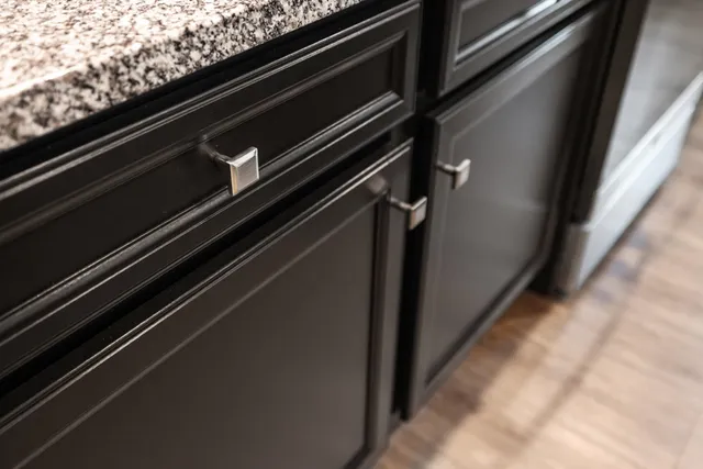 a close view of sink and tap