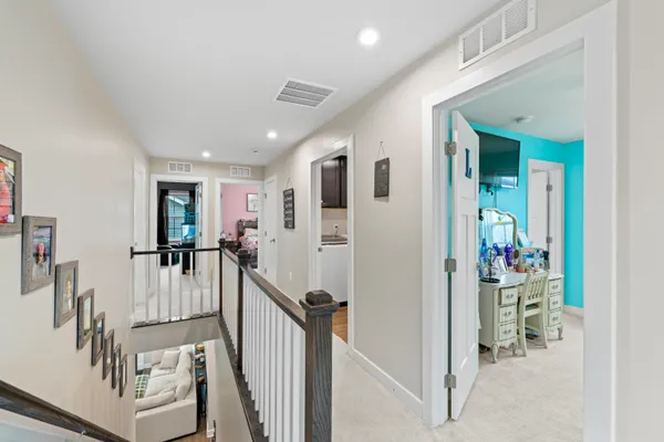 $569,900 | 10166 Oak Cir Lane, McGaheysville, VA 22840