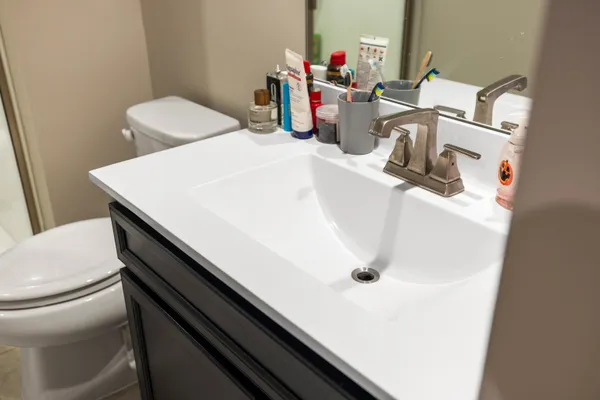 $569,900 | 10166 Oak Cir Lane, McGaheysville, VA 22840